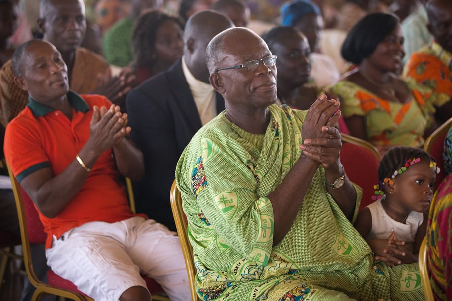 Parishioners mimic proper hand-washing procedures during a presentation on ways to help prevent Ebola at Temple Bethel United Methodist Church.