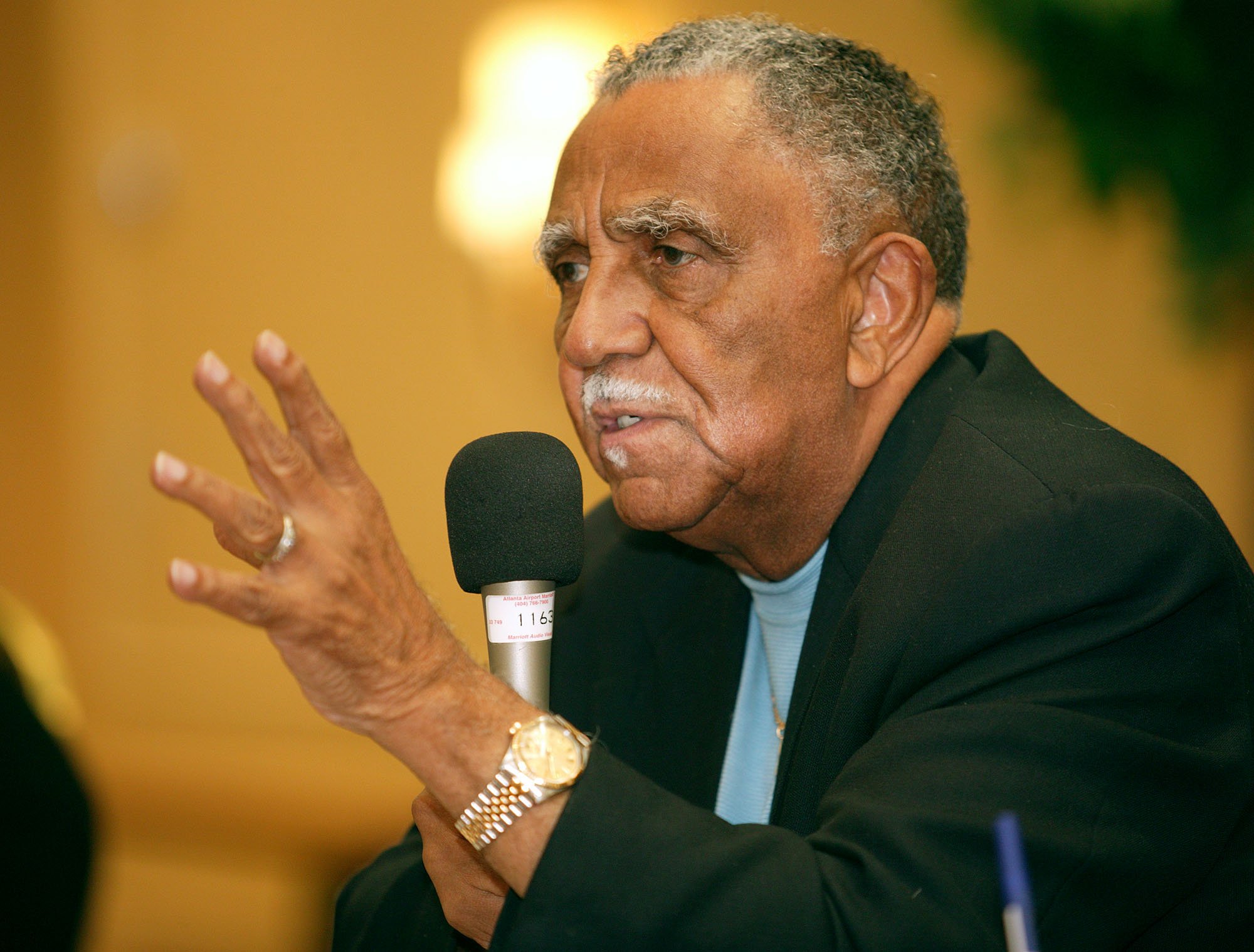 The Rev. Joseph E. Lowery helps lead a panel discussion during the Central Jurisdiction reunion. A UMNS photo by Mike DuBose.