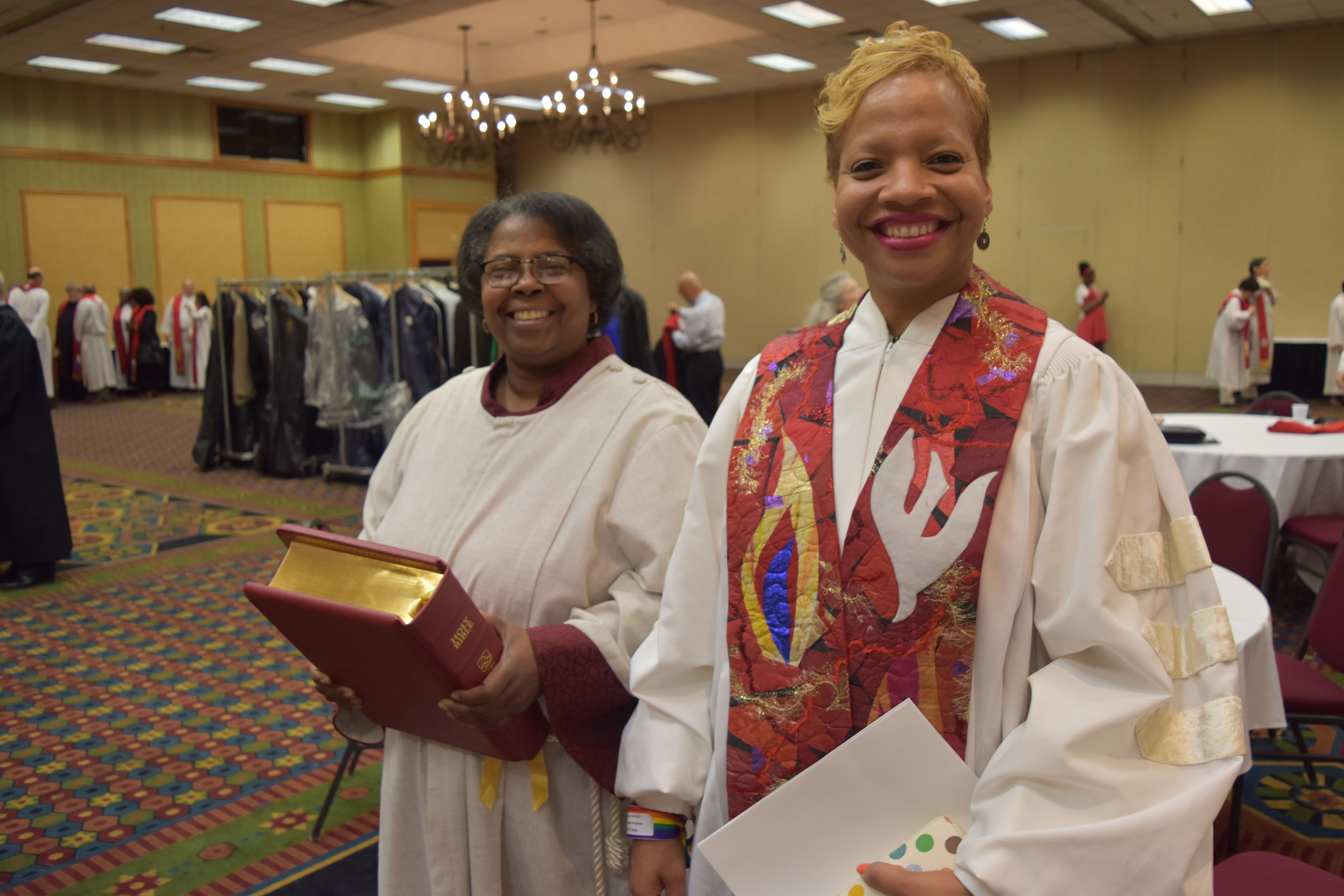 Bishop Tracy S. Malone (right) and the Rev. Darnearther Murph-Heath before the 2015 ordination service at the Northern Illinois Conference. Photo courtesy of the Northern Illinois Conference.