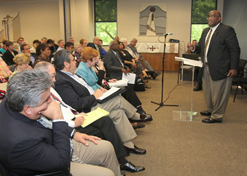 Bishop Gregory V. Palmer addresses a joint meeting of the Connectional Table and the General Council on Finance and Administration  in this 2009 photo. A UMNS file photo by Ronny Perry.