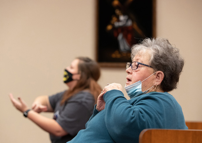 Billie Paris (front) and Candice Paris (no relation) sing during a service of prayer for the 2020 U.S. presidential election at New Life United Methodist Church in Ripley, Tenn. Photo by Mike DuBose, UM News.