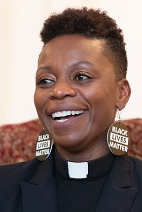 The Rev. Chenda Innis Lee. The Rev. Lee is associate pastor at Fairlington United Methodist Church in Alexandria, Va. Photo by Mike DuBose, UM News.